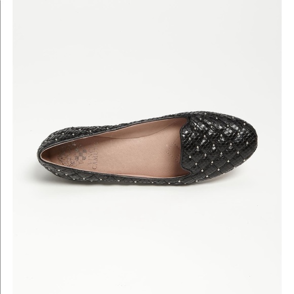 💄 Vince Camuto Studded Quilted Leather Flats 💄 - Picture 3 of 6